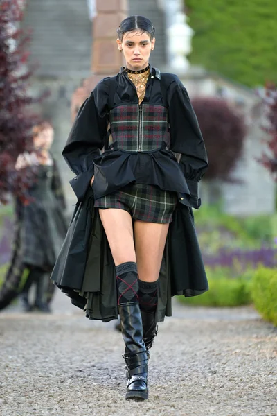 Look 36